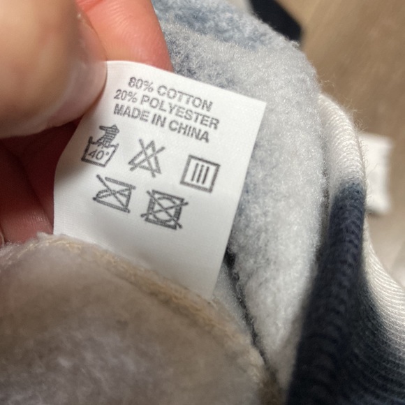 NWOT Nicekicks Mens/Unisex sweatshirt. - Picture 5 of 5